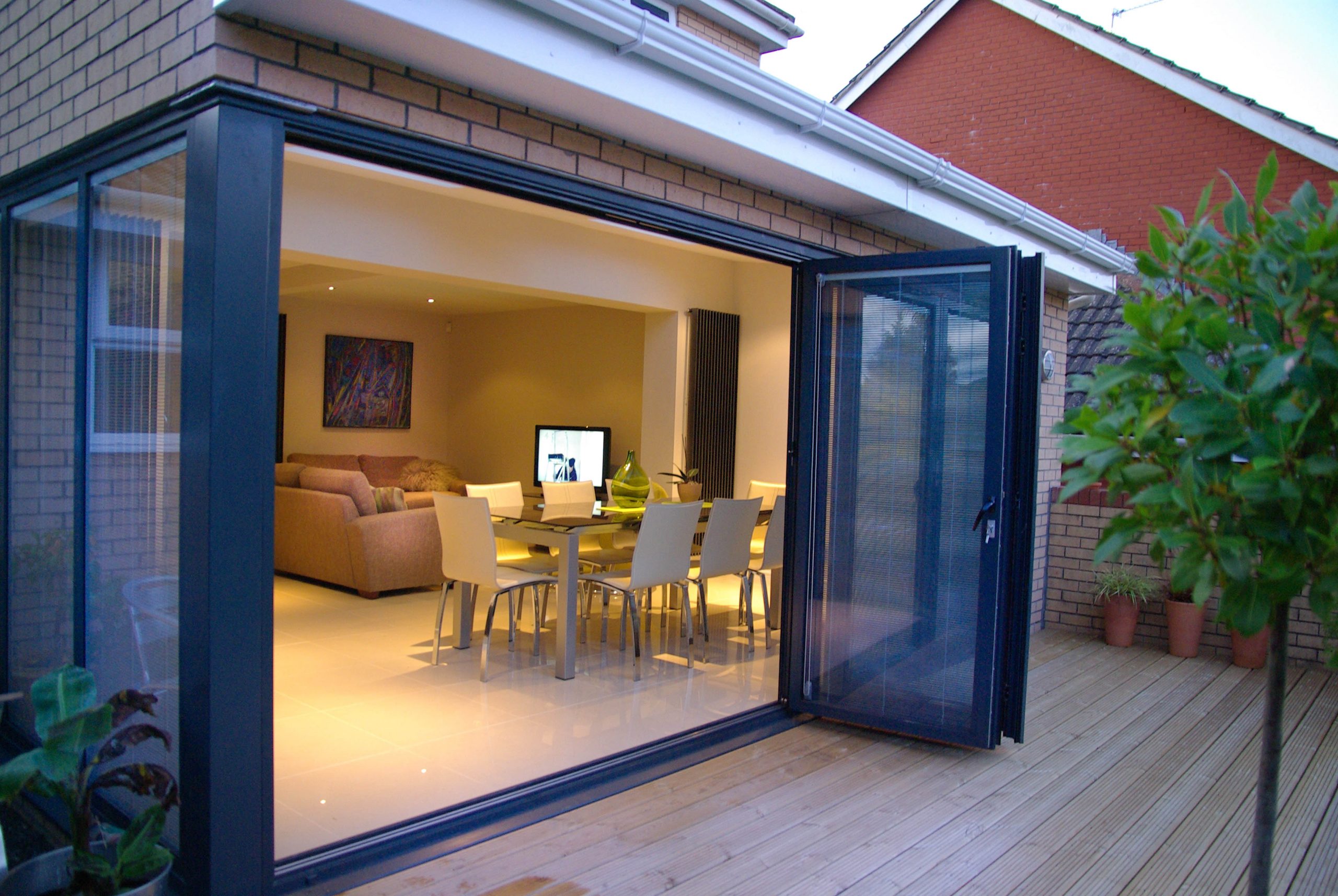 Bi-Folds